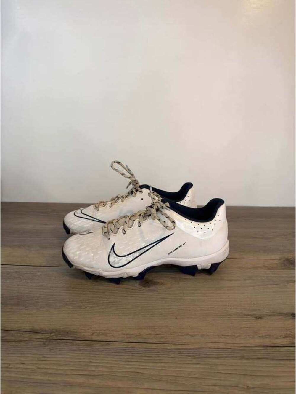Nike Hyperdiamond 4 Keystone Softball Cleats FZ0919-103 White Navy 4.5Y
